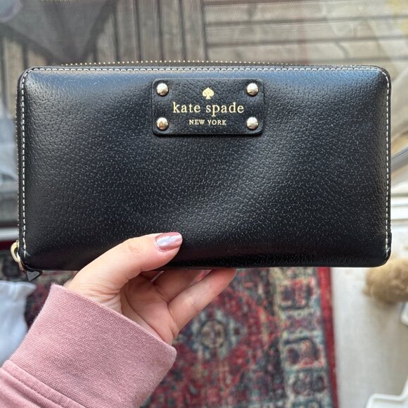 Kate Spade New York Wellesley Neda Zip-Around Black Leather Wallet - Picture 3 of 12